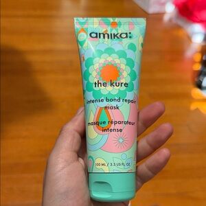 Amika The Kure Bond Repair Mask in Multicolor Design